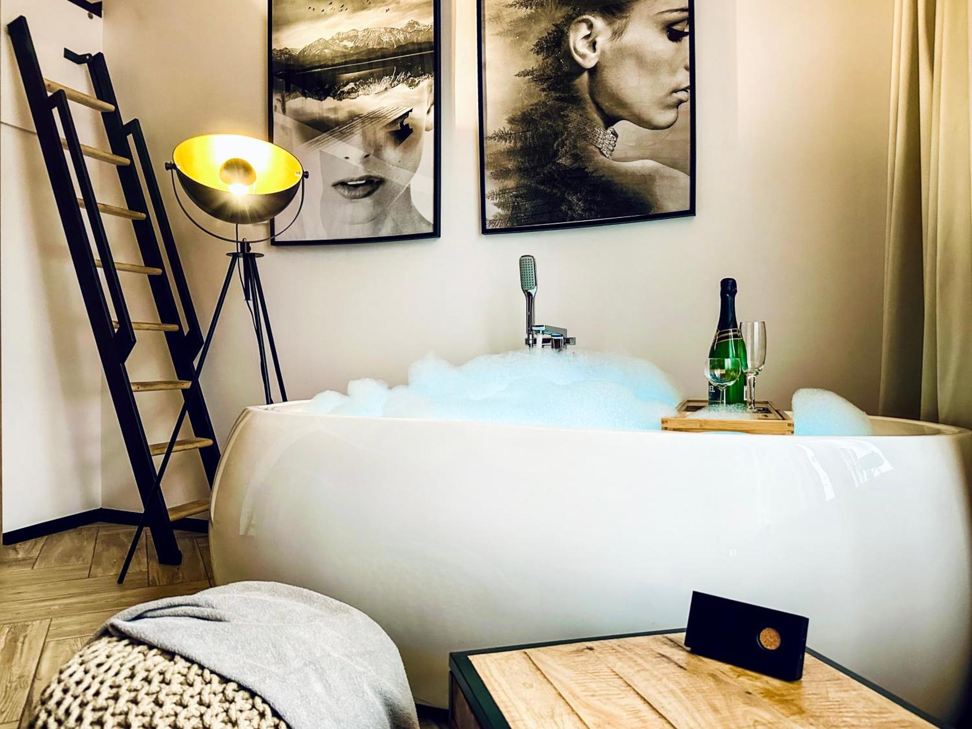 Apartament Premium Jacuzzi For Couples, Old Town